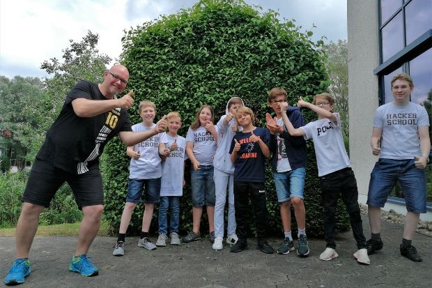 Cool – Ahrensburger Hacker School!